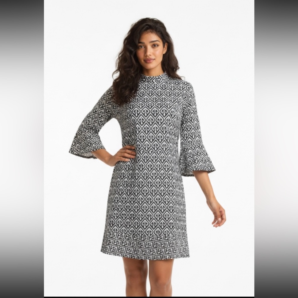 TYLER BOE Dress Knit Blue White Geometric Mock Neck Short Sleeves Small